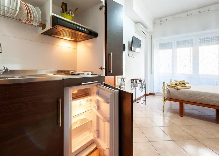 Hotel apartamentowy Vatican Rose 3*